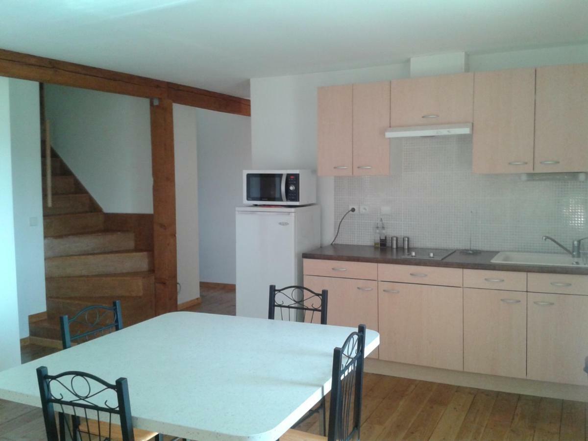 Ferienwohnung Le Bon Air Est Dans Le Pre Champagnac  Zimmer foto