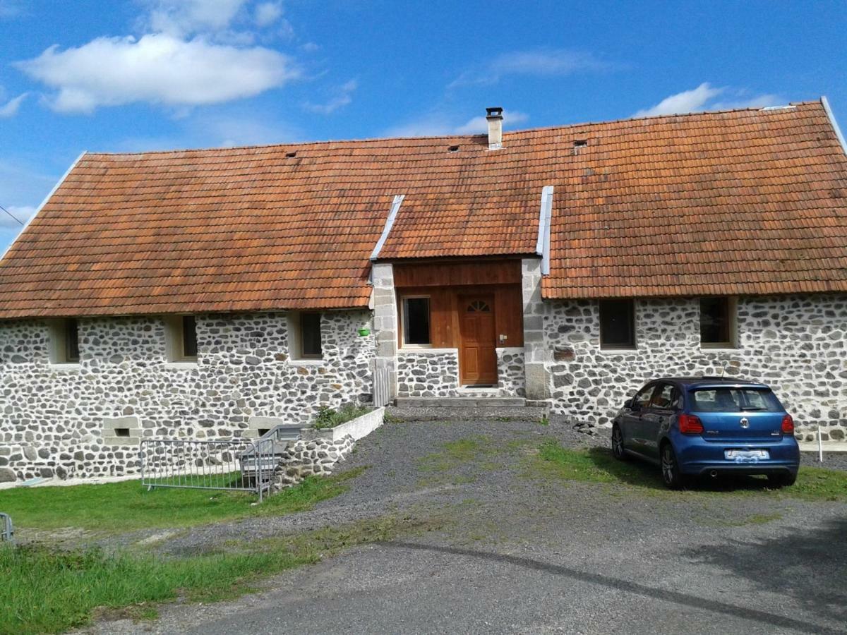 Ferienwohnung Le Bon Air Est Dans Le Pre Champagnac  Exterior foto